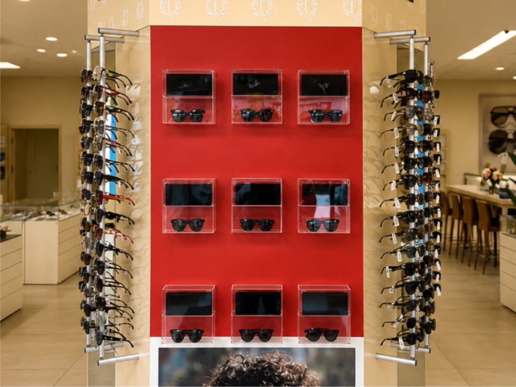 stalci za naocale - optic store interiors