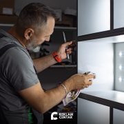Oakley Izložbena vitrina